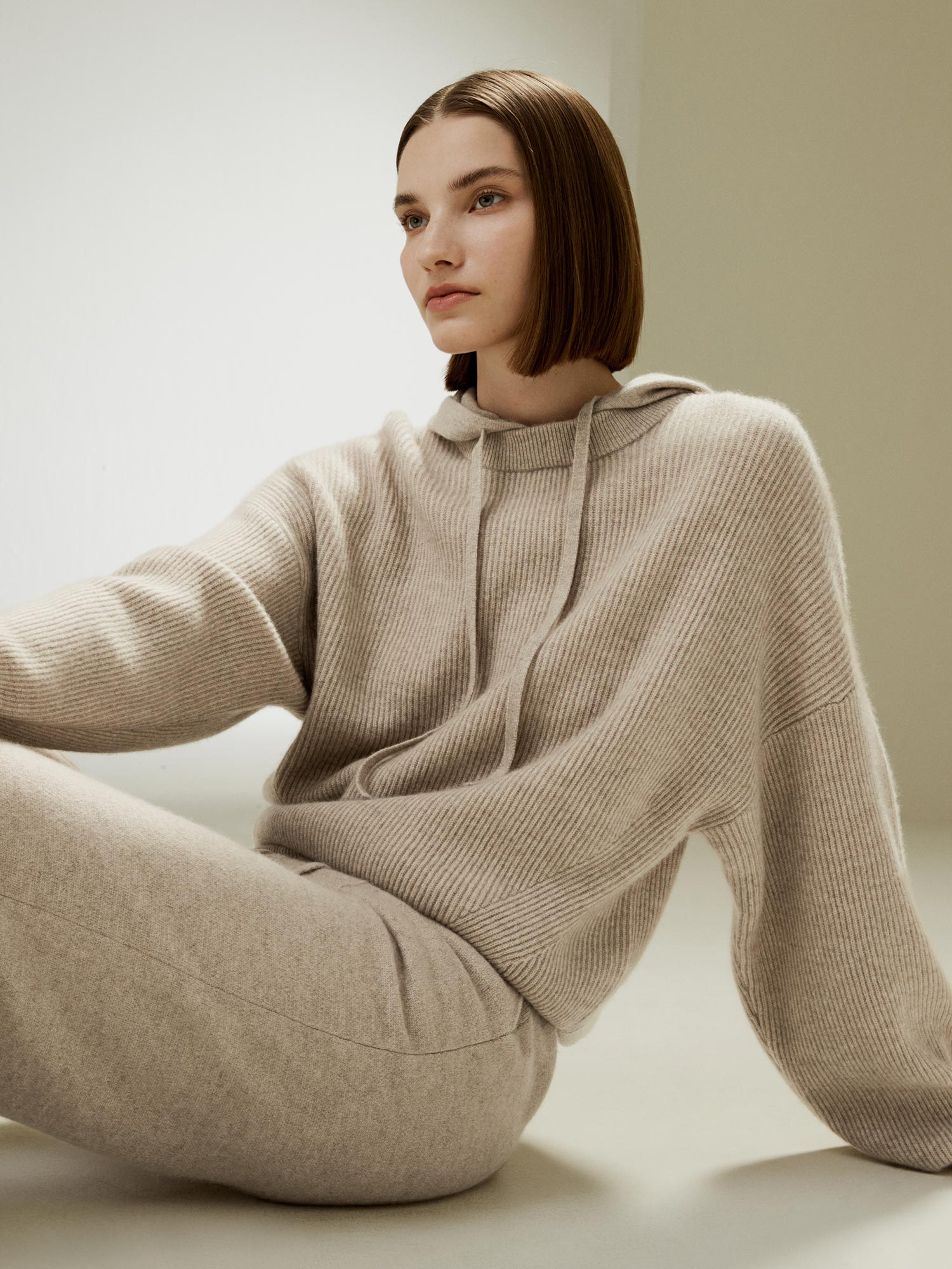 Relaxed Fit Cashmere Sweatshirt